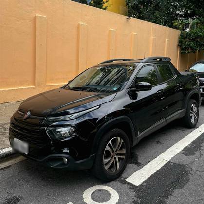 FIAT TORO 2.4 16V MULTIAIR FLEX FREEDOM AT9 FIAT TORO 2.4 16V MULTIAIR FLEX FREEDOM AT9